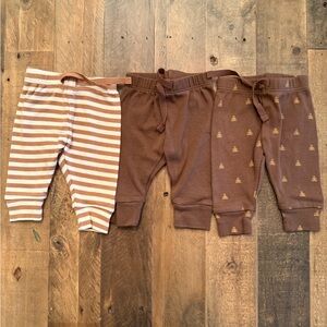 Baby GAP - 100% Organic Cotton Print Pants (3-Pack) Up To 7lb | cozy brown